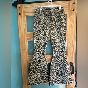 Judy Blue leopard pant super flare